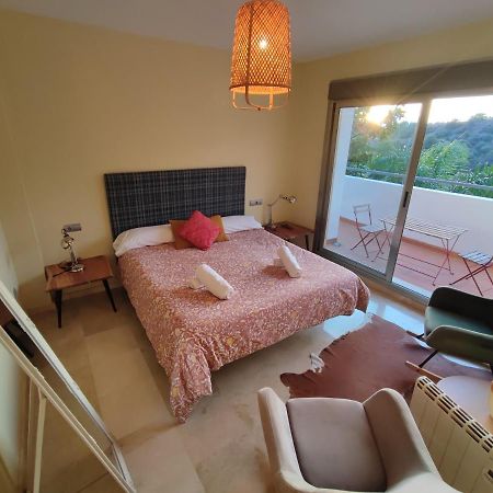 Villa Aguilas Club Guest House Málaga Extérieur photo