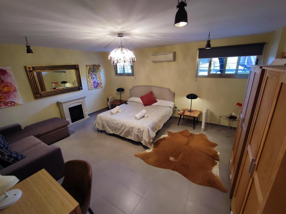 Villa Aguilas Club Guest House Málaga Extérieur photo