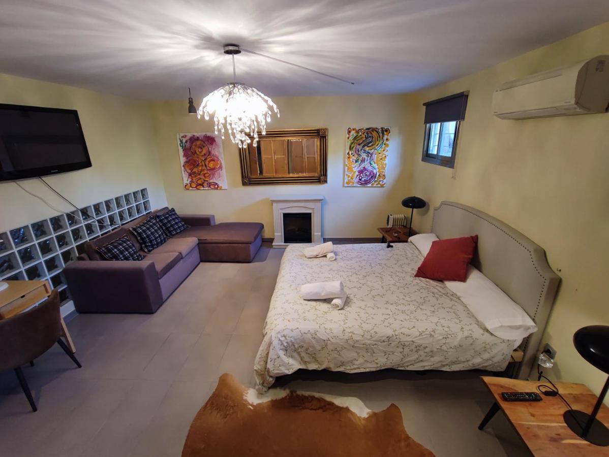 Villa Aguilas Club Guest House Málaga Extérieur photo